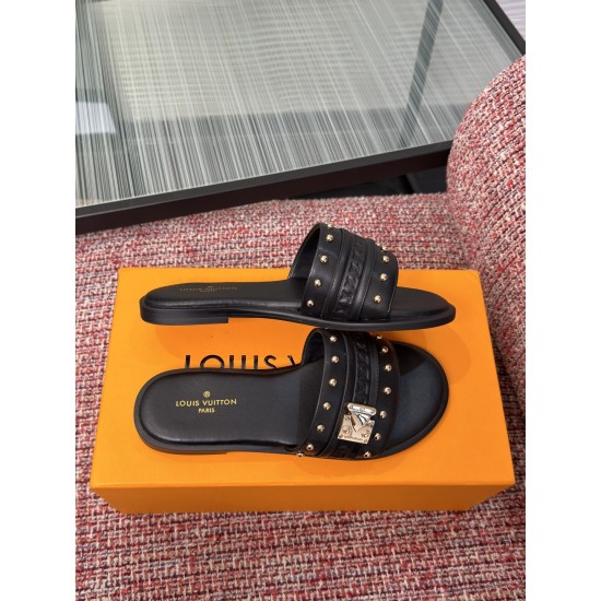 LV slippers