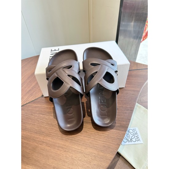 Loewe slippers
