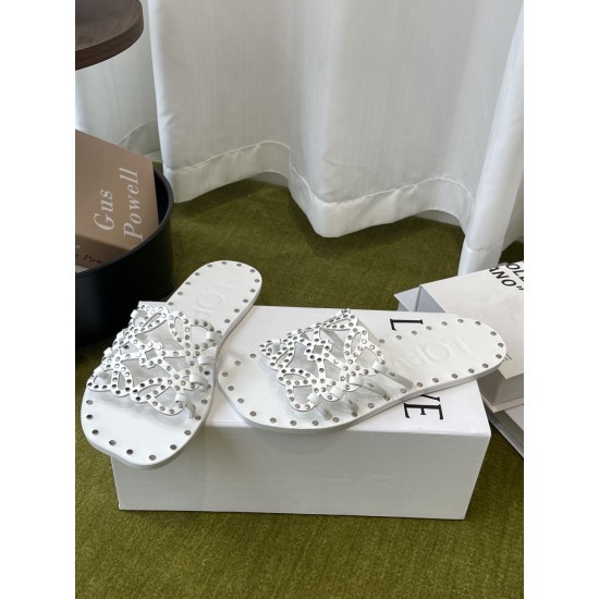 Loewe slippers