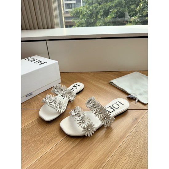 Loewe slippers