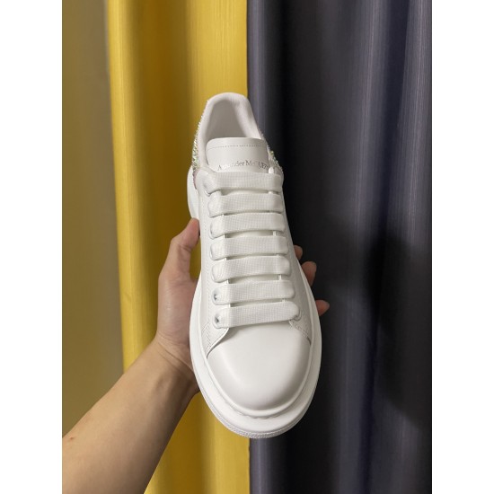 McQueen Casual Shoes Top Quality
Women 35-41
Men 39-45