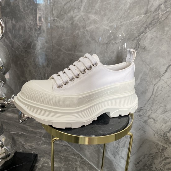 McQueen Casual Shoes Top Quality
Women 35-41
Men 39-45