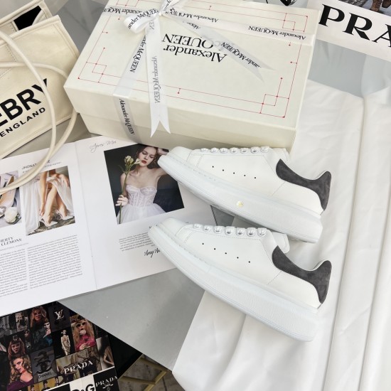 McQueen Casual Shoes Top Quality
Women 35-41
Men 39-45