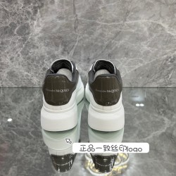 McQueen Casual Shoes Top Quality
Women 35-41
Men 39-45
