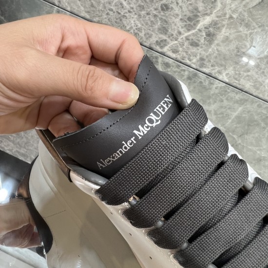 McQueen Casual Shoes Top Quality
Women 35-41
Men 39-45