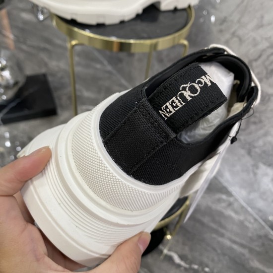 McQueen Casual Shoes Top Quality
Women 35-41
Men 39-45