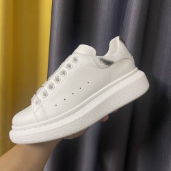 McQueen Casual Shoes Top Quality
Women 35-41
Men 39-45