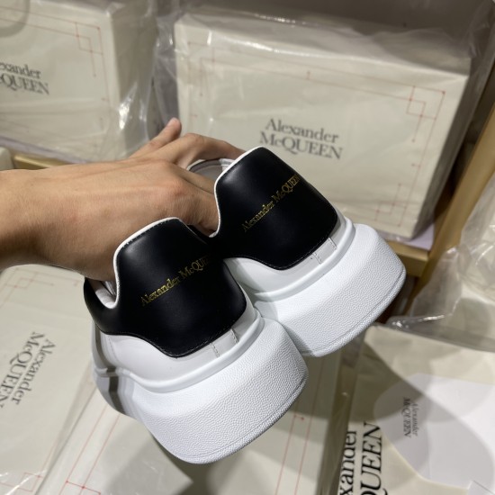 McQueen Casual Shoes Top Quality
Women 35-41
Men 39-45