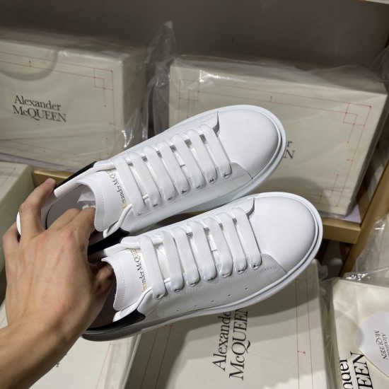 McQueen Casual Shoes Top Quality
Women 35-41
Men 39-45