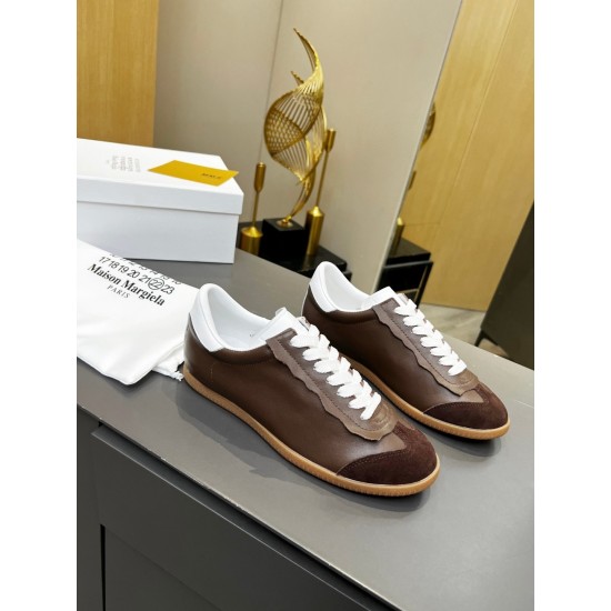 MiuMiu Shoes Top Quality
Women 35-41
Men 39-45
