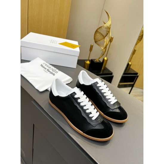 MiuMiu Shoes Top Quality
Women 35-41
Men 39-45