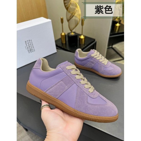 MiuMiu Shoes Top Quality
Women 35-41
Men 39-45