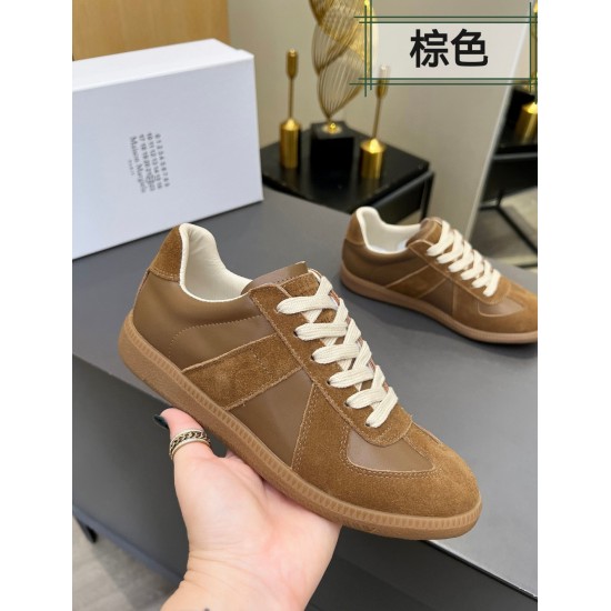 MiuMiu Shoes Top Quality
Women 35-41
Men 39-45