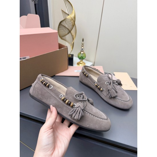 MiuMiu Shoes Top Quality
Women 35-41
Men 39-45