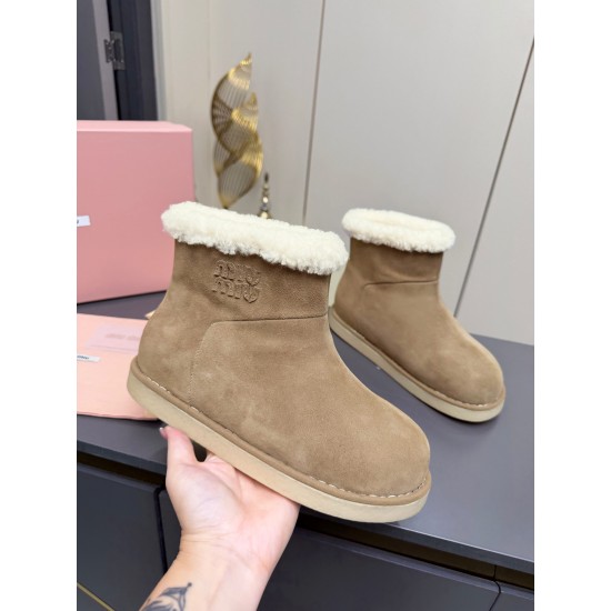 MiuMiu Shoes Top Quality
Women 35-41
Men 39-45