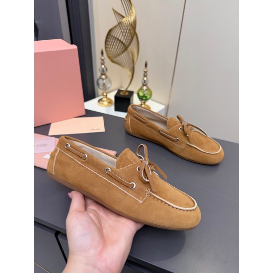 MiuMiu Shoes Top Quality
Women 35-41
Men 39-45