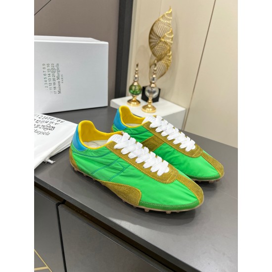 MiuMiu Shoes Top Quality
Women 35-41
Men 39-45