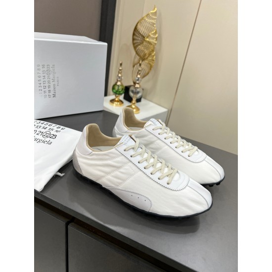 MiuMiu Shoes Top Quality
Women 35-41
Men 39-45
