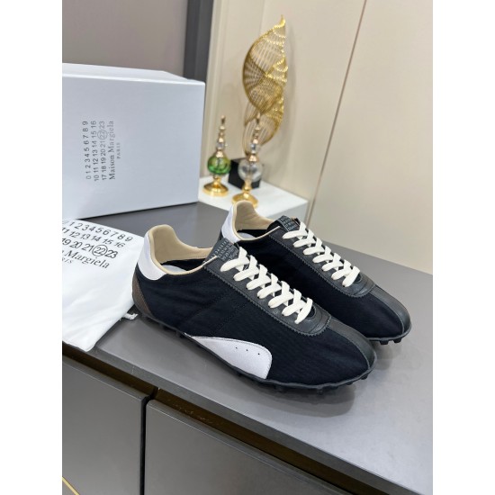 MiuMiu Shoes Top Quality
Women 35-41
Men 39-45