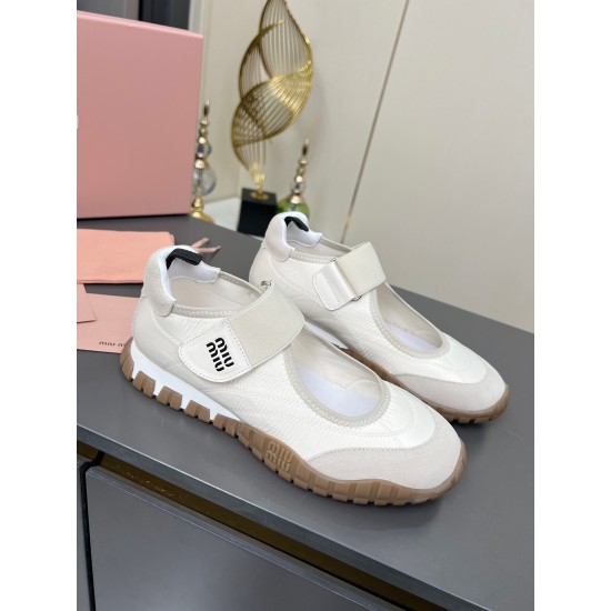 MiuMiu Shoes Top Quality
Women 35-41
Men 39-45