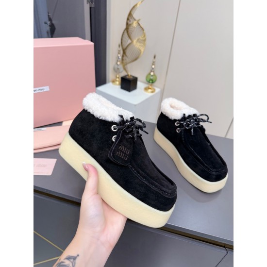 MiuMiu Shoes Top Quality
Women 35-41
Men 39-45
