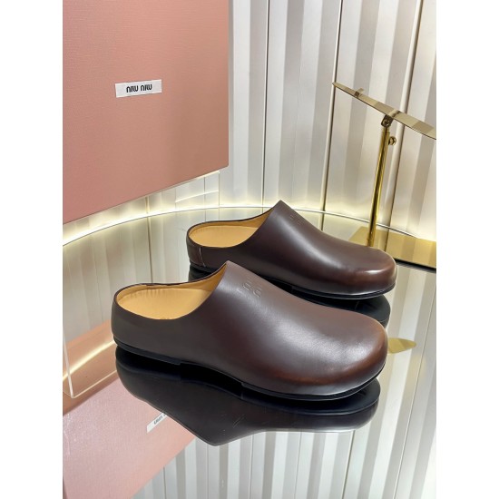 MiuMiu Slippers