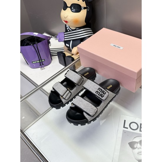 MiuMiu Slippers