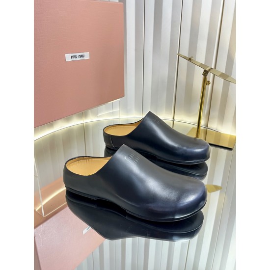 MiuMiu Slippers