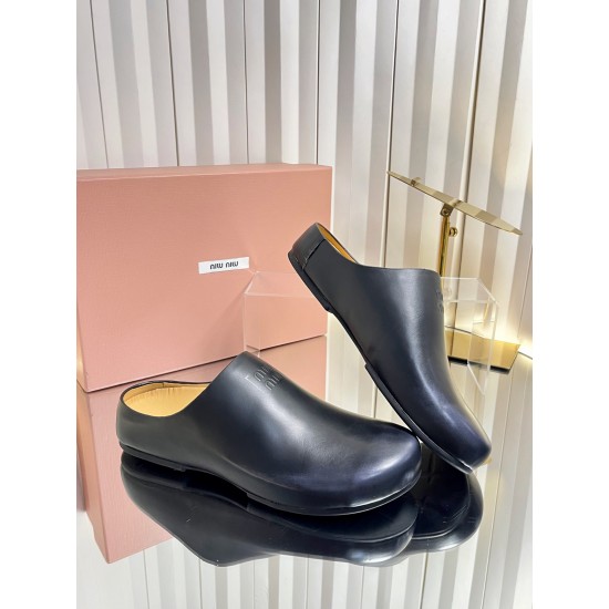 MiuMiu Slippers
