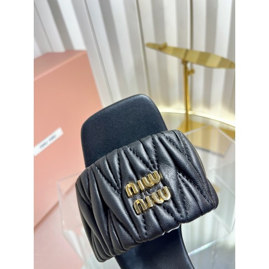 MiuMiu Slippers