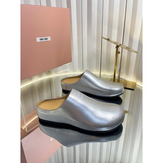 MiuMiu Slippers