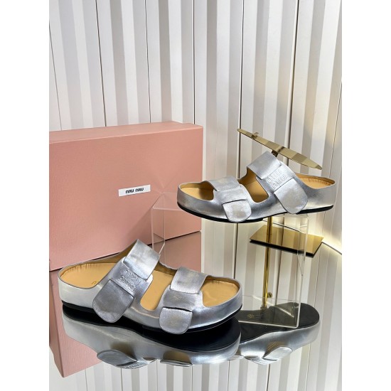 MiuMiu Slippers