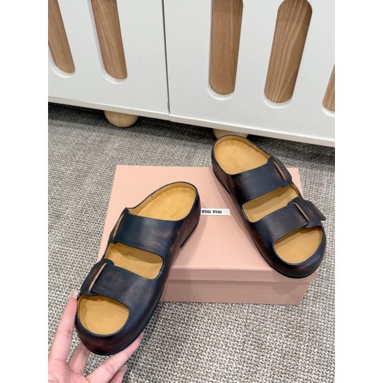 MiuMiu Slippers