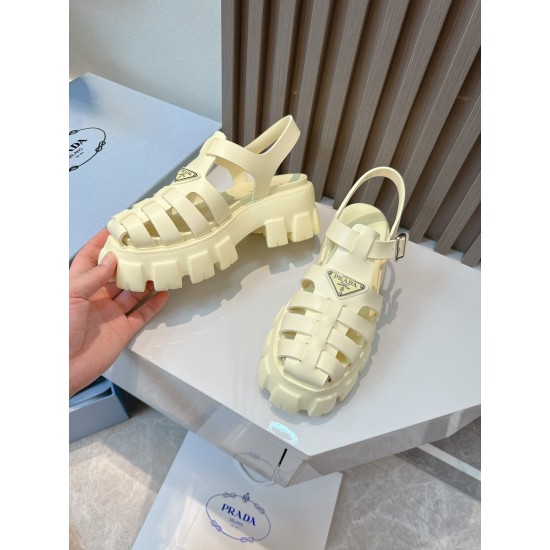 Prada Fashion Shoes High Quality
Women 35-41