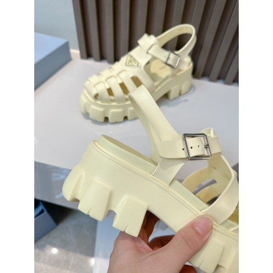 Prada Fashion Shoes High Quality
Women 35-41