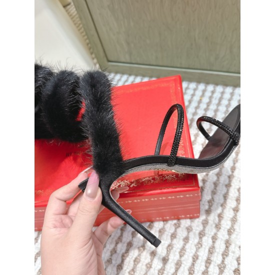 Rᴇɴᴇ Cᴀᴏᴠɪʟʟᴀ Heels Best Quality
Women 35-41