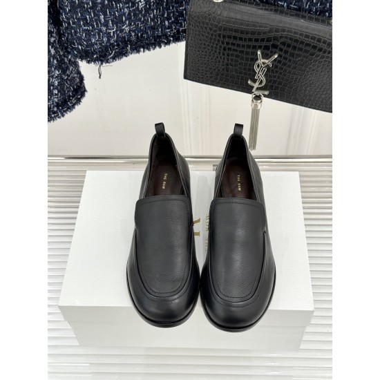 The Row Loafers Top Quality
Women 35-41