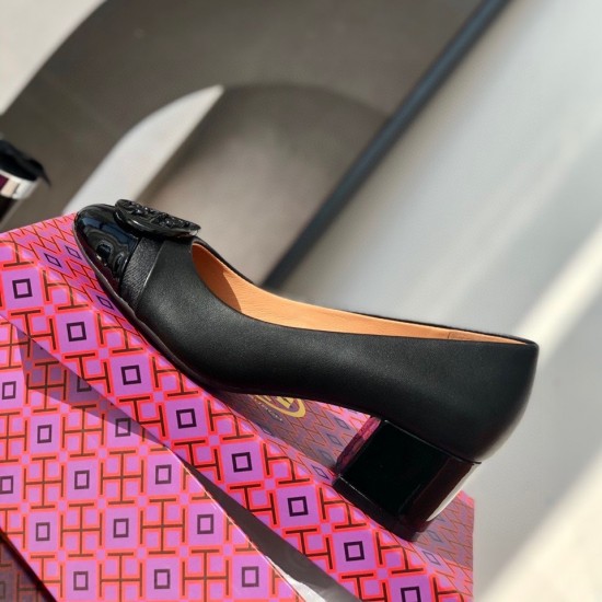 Tory Burch Shoes High Quality
Women 35-41