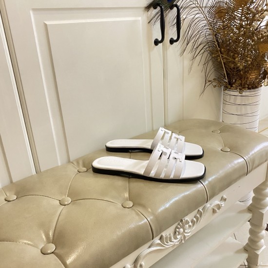 Tory Burch Slippers