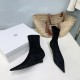 Toteme Shoes Collection
Women 35-40