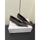 Toteme Shoes Collection
Women 35-40