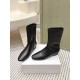Toteme Shoes Collection
Women 35-40