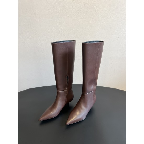 Toteme Shoes Collection
Women 35-40
