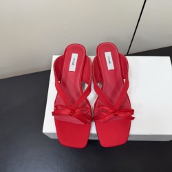 Toteme Shoes Collection
Women 35-40
