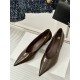 Toteme Shoes Collection
Women 35-40