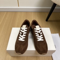 Toteme Shoes Collection
Women 35-40