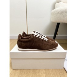 Toteme Shoes Collection
Women 35-40
