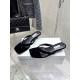 Toteme Shoes Collection
Women 35-40