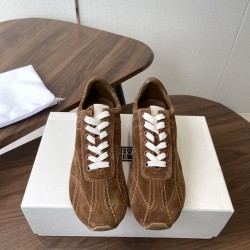 Toteme Shoes Collection
Women 35-40