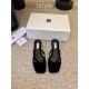 Toteme Shoes Collection
Women 35-40